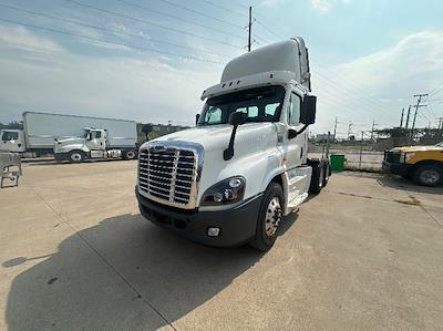 Used 2020 Freightliner Cascadia Detroit DD13 Semi Truck for sale #350029 - photo 1