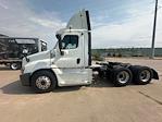 Used 2020 Freightliner Cascadia Detroit DD13 Semi Truck for sale #350029 - photo 4