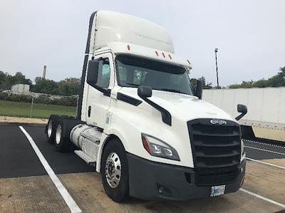 Used 2020 Freightliner Cascadia Detroit DD15AT Semi Truck for sale #350433 - photo 1