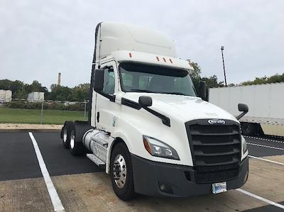 Used 2020 Freightliner Cascadia Detroit DD15AT Semi Truck for sale #350434 - photo 1