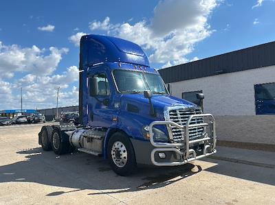 Used 2020 Freightliner Cascadia Detroit DD13 Semi Truck for sale #350704 - photo 1