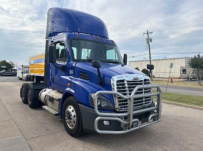 Used 2020 Freightliner Cascadia Detroit DD13 Semi Truck for sale #350706 - photo 1