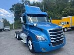 Used 2020 Freightliner Cascadia Detroit DD15AT Semi Truck for sale #350759 - photo 1