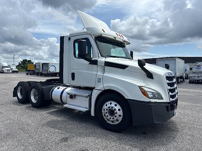 Used 2020 Freightliner Cascadia Detroit DD15AT Semi Truck for sale #351055 - photo 1