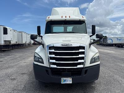 Used 2020 Freightliner Cascadia Detroit DD15AT Semi Truck for sale #351055 - photo 2
