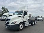 Used 2020 Freightliner Cascadia Detroit DD13 Semi Truck for sale #351382 - photo 3