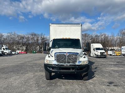 Used 2020 International MV Box Truck with Liftgate for sale #351570 - photo 2