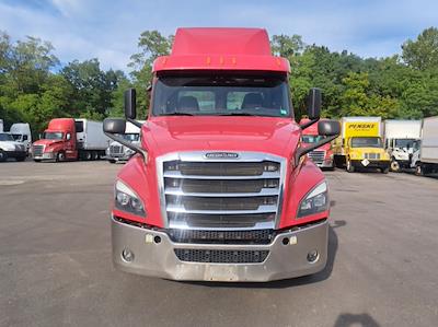 Used 2020 Freightliner Cascadia Detroit DD13 Semi Truck for sale #351637 - photo 2