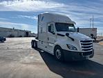 Used 2020 Freightliner Cascadia Detroit DD15AT Semi Truck with Sleeper Cab for sale #351734 - photo 1