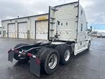 Used 2020 Freightliner Cascadia Detroit DD15AT Semi Truck with Sleeper Cab for sale #351734 - photo 7