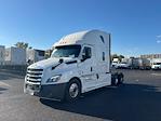 Used 2020 Freightliner Cascadia Detroit DD15AT Semi Truck with Sleeper Cab for sale #351738 - photo 3