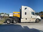 Used 2020 Freightliner Cascadia Detroit DD15AT Semi Truck with Sleeper Cab for sale #351746 - photo 8