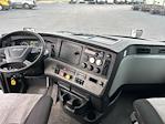 Used 2020 Freightliner Cascadia Detroit DD15AT Semi Truck with Sleeper Cab for sale #351749 - photo 12