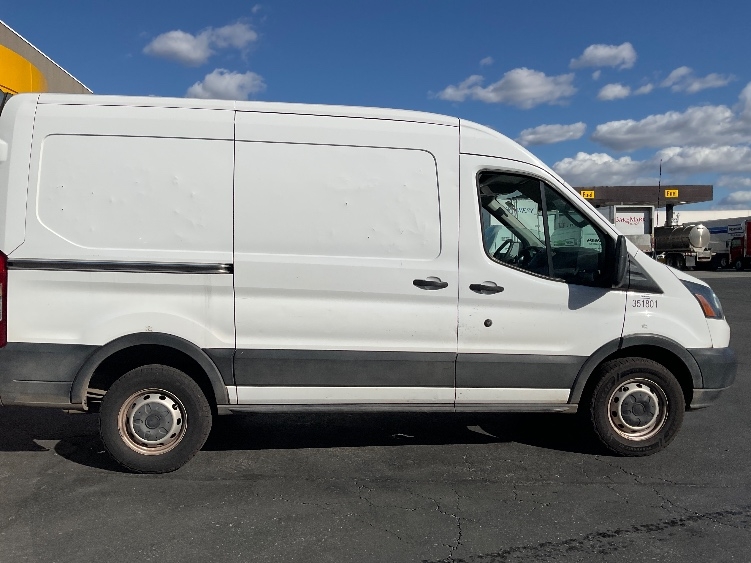 Used 2019 Ford Transit 250 - photo 16