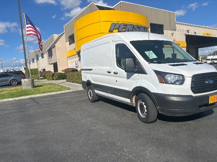 Used 2019 Ford Transit 250 - photo 1