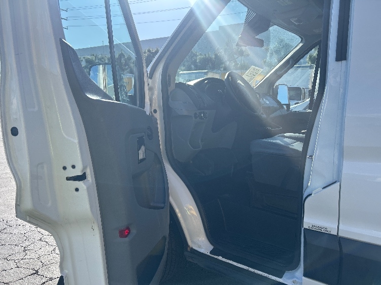 Used 2019 Ford Transit 250 - photo 18