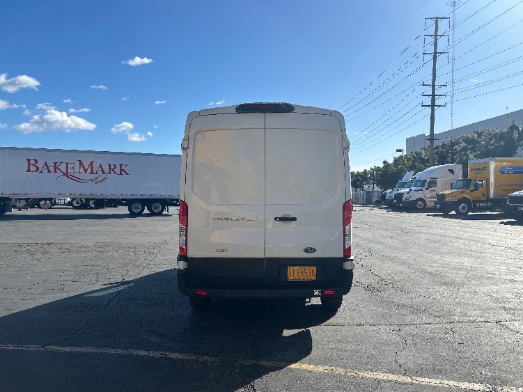 Used 2019 Ford Transit 250 - photo 9
