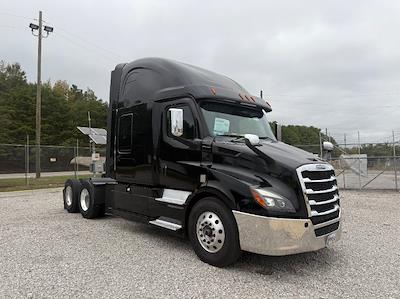 Used 2020 Freightliner Cascadia Detroit DD13 Semi Truck with Sleeper Cab for sale #351845 - photo 1