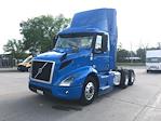 Used 2020 Volvo VNR Volvo D13 Semi Truck for sale #351890 - photo 3