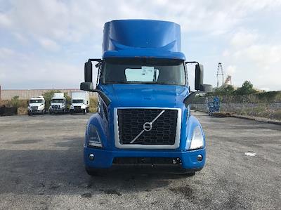 Used 2020 Volvo VNR Volvo D13 Semi Truck for sale #351899 - photo 2