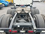 Used 2020 Freightliner Cascadia Detroit DD15AT Semi Truck with Sleeper Cab for sale #352006 - photo 6