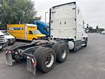 Used 2020 Freightliner Cascadia Detroit DD15AT Semi Truck with Sleeper Cab for sale #352006 - photo 7