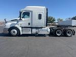 Used 2020 Freightliner Cascadia Detroit DD15TC Semi Truck with Sleeper Cab for sale #352260 - photo 4