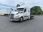 Used 2020 Freightliner Cascadia Detroit DD15AT Semi Truck with Sleeper Cab for sale #352269 - photo 3