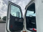 Used 2020 Freightliner Cascadia Detroit DD15AT Semi Truck with Sleeper Cab for sale #352269 - photo 9