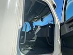 Used 2020 Freightliner Cascadia Detroit DD15AT Semi Truck with Sleeper Cab for sale #352270 - photo 13