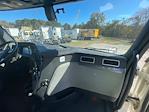 Used 2020 Freightliner Cascadia Detroit DD15AT Semi Truck with Sleeper Cab for sale #352270 - photo 14
