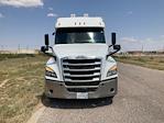 Used 2020 Freightliner Cascadia Detroit DD15AT Semi Truck with Sleeper Cab for sale #352298 - photo 2
