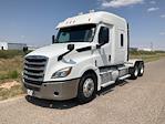 Used 2020 Freightliner Cascadia Detroit DD15AT Semi Truck with Sleeper Cab for sale #352298 - photo 3