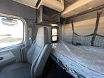 Used 2020 Freightliner Cascadia Detroit DD15AT Semi Truck with Sleeper Cab for sale #352301 - photo 19