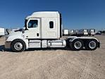 Used 2020 Freightliner Cascadia Detroit DD15AT Semi Truck with Sleeper Cab for sale #352301 - photo 4