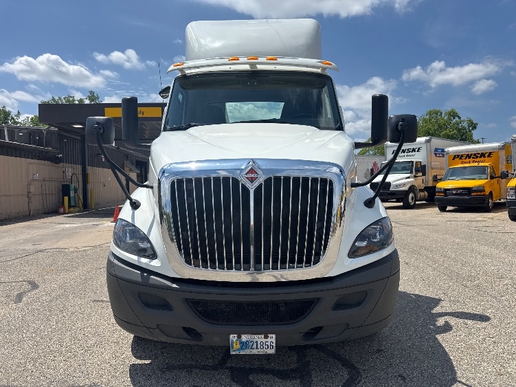 Used 2020 International RH - photo 2