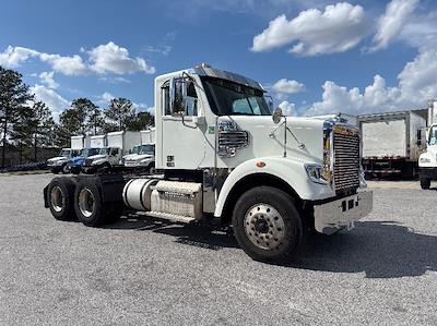 Used 2020 Freightliner Coronado - photo 1