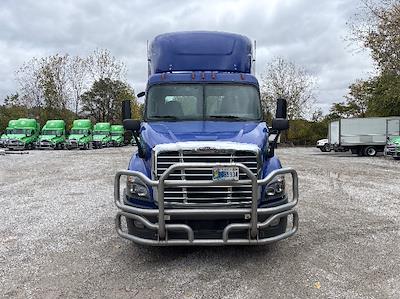 Used 2020 Freightliner Cascadia Detroit DD13 Semi Truck for sale #352626 - photo 2