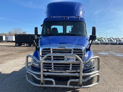 Used 2020 Freightliner Cascadia Detroit DD13 Semi Truck for sale #352632 - photo 2