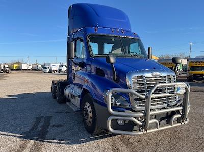 Used 2020 Freightliner Cascadia Detroit DD13 Semi Truck for sale #352633 - photo 1
