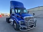 Used 2020 Freightliner Cascadia Detroit DD13 Semi Truck for sale #352638 - photo 1