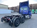 Used 2020 Freightliner Cascadia Detroit DD13 Semi Truck for sale #352638 - photo 7