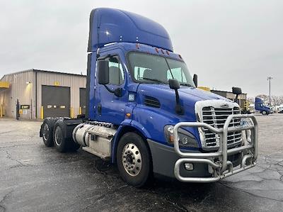 Used 2020 Freightliner Cascadia Detroit DD13 Semi Truck for sale #352644 - photo 1