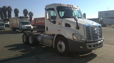Used 2020 Freightliner Cascadia Detroit DD13 Semi Truck for sale #352704 - photo 1