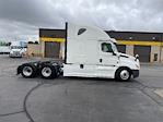 Used 2020 Freightliner Cascadia Detroit DD15AT Semi Truck with Sleeper Cab for sale #352743 - photo 8