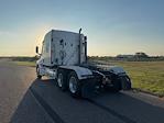 Used 2020 Freightliner Cascadia Detroit DD15AT Semi Truck with Sleeper Cab for sale #352755 - photo 5