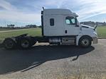 Used 2020 Freightliner Cascadia Detroit DD15AT Semi Truck with Sleeper Cab for sale #352759 - photo 8