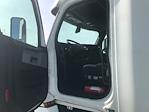 Used 2020 Freightliner Cascadia Detroit DD15AT Semi Truck with Sleeper Cab for sale #352760 - photo 9