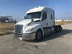 Used 2020 Freightliner Cascadia Detroit DD15AT Semi Truck with Sleeper Cab for sale #352776 - photo 3