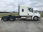 Used 2020 Freightliner Cascadia Detroit DD15AT Semi Truck with Sleeper Cab for sale #352780 - photo 8